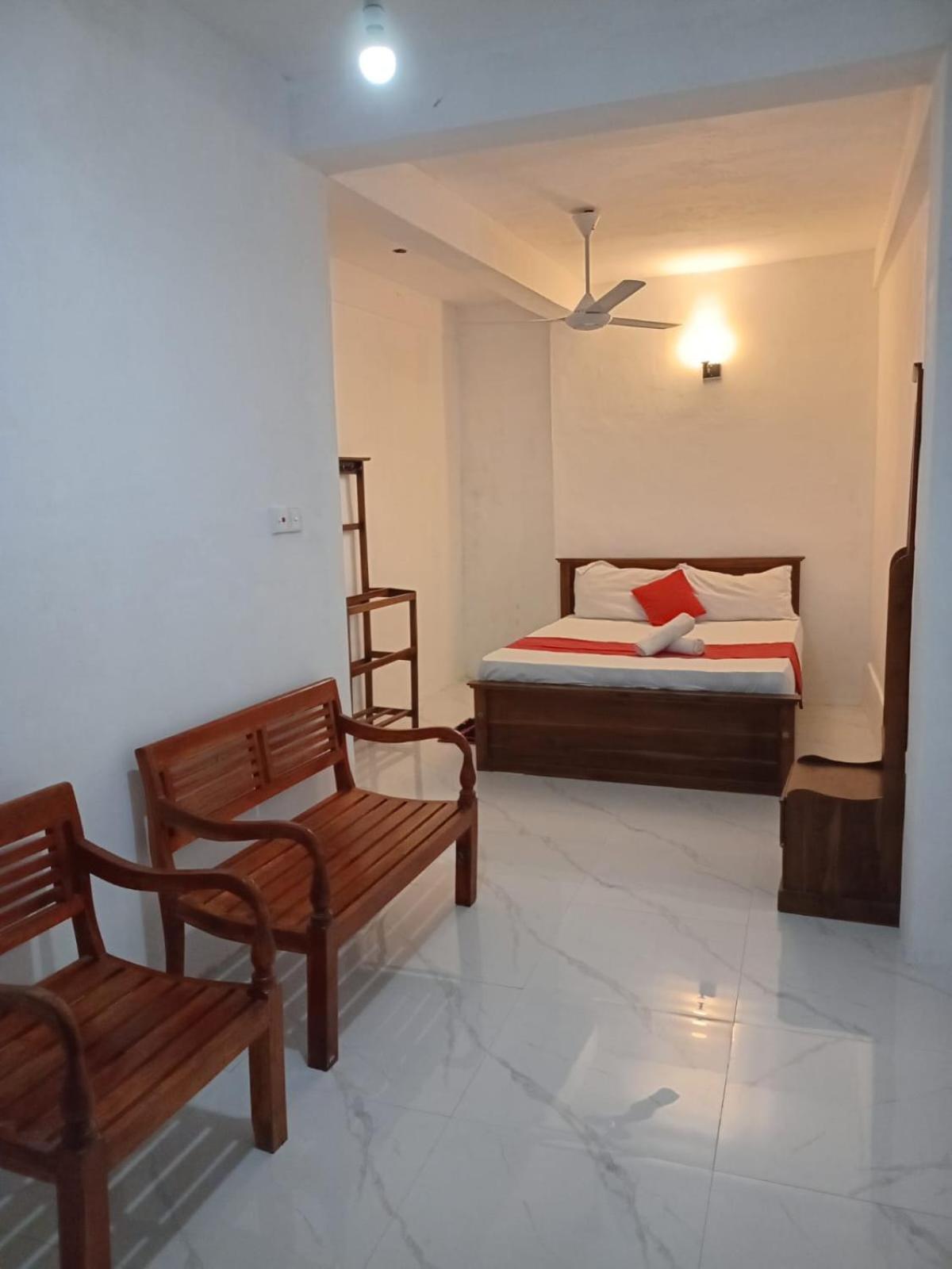 Sadhara River View Lodge كاندي المظهر الخارجي الصورة