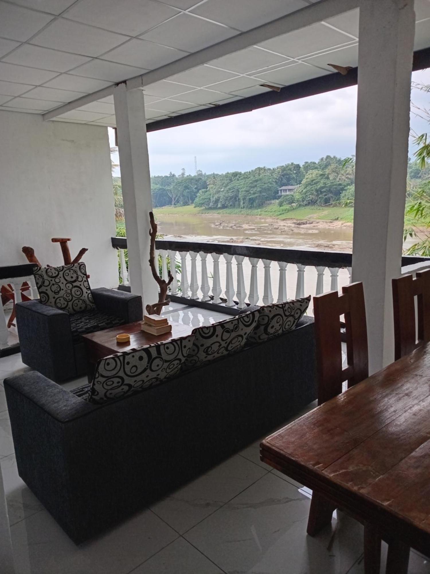 Sadhara River View Lodge كاندي المظهر الخارجي الصورة